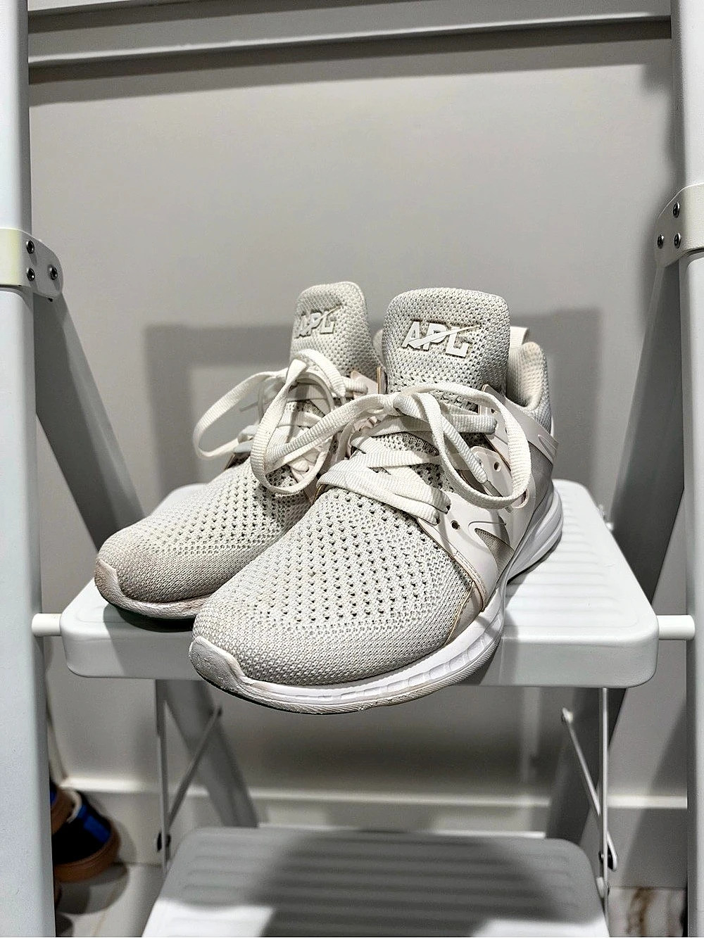 APL TechLoom Breeze Athletic Sneakers White US 7